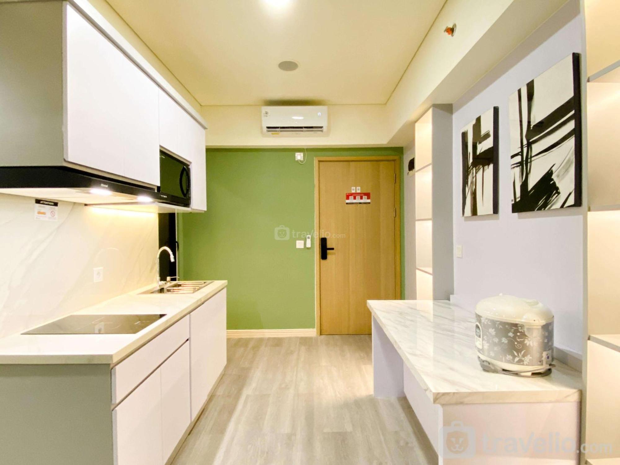 Best Homey 2Br At Meikarta Apartment By Travelio Cikarang Esterno foto