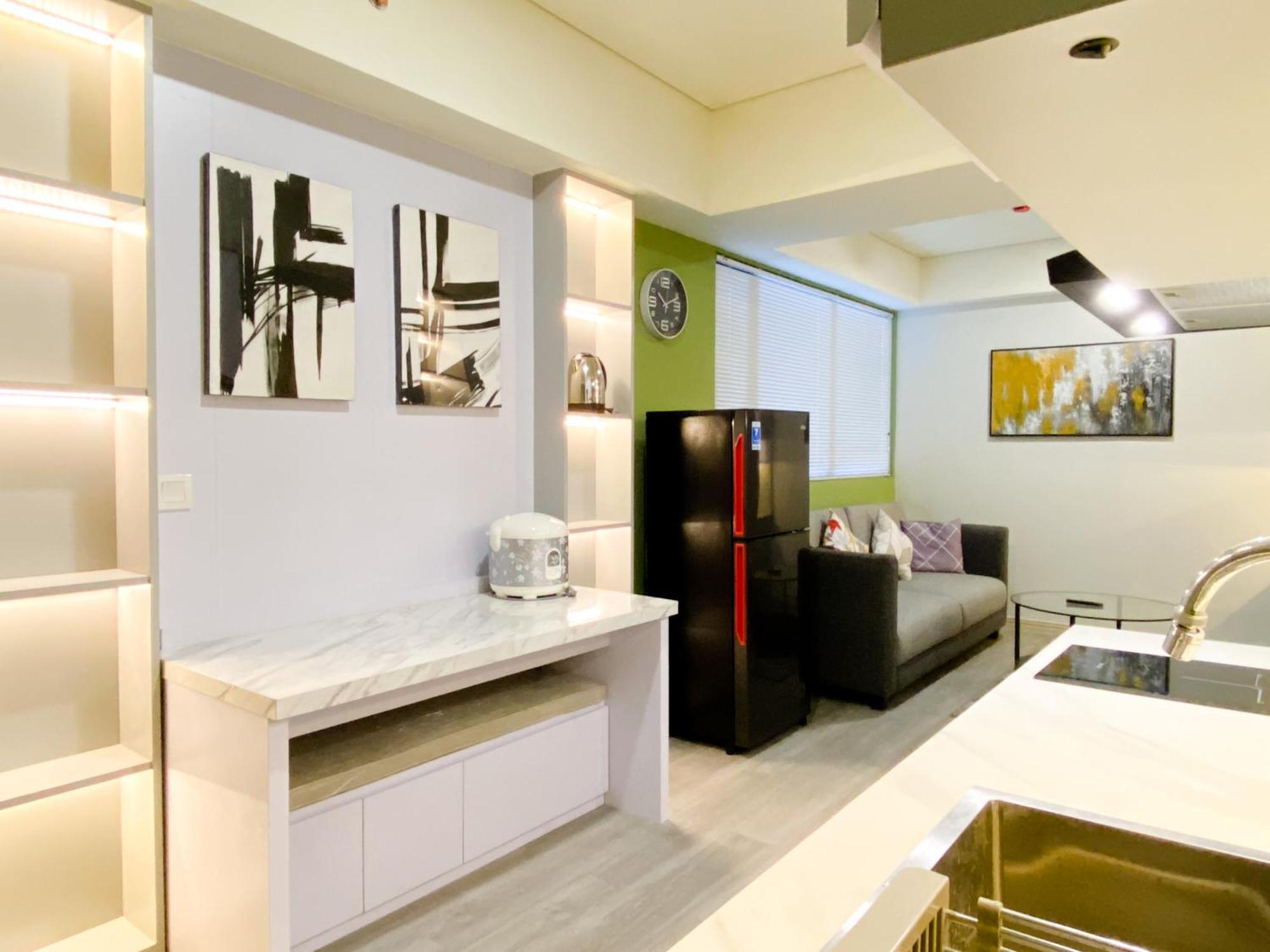 Best Homey 2Br At Meikarta Apartment By Travelio Cikarang Esterno foto